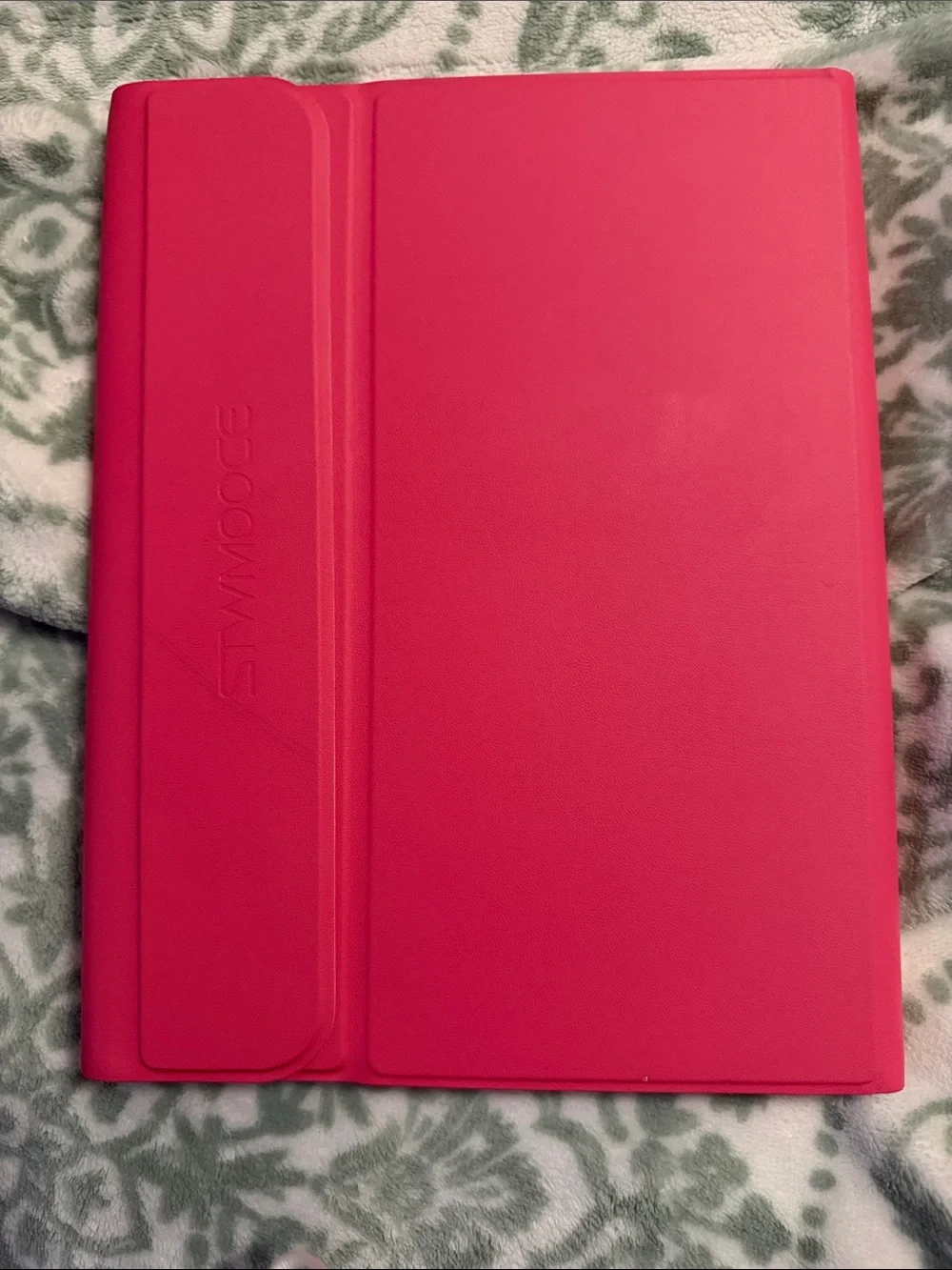 Pink Magnetic Keyboard Case (Compatible with iPad Air 4th Gen, 10.9”)